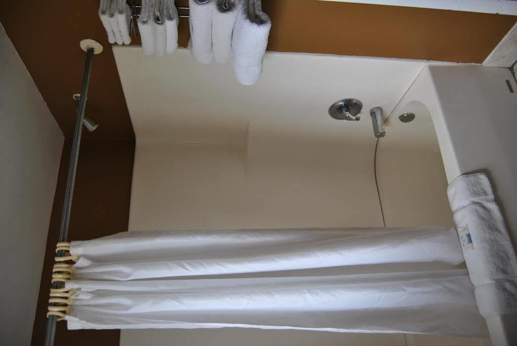 Relax Inn Of ميدفورد المظهر الخارجي الصورة